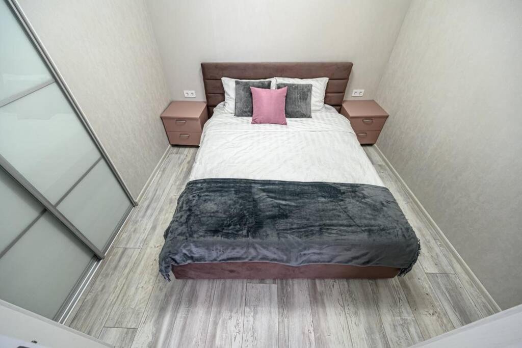 Комфортные Апартаменты 36 Жемчужина Odessa Exterior foto
