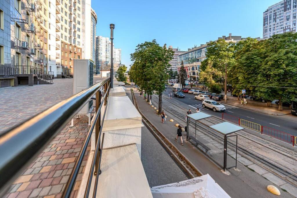 Комфортные Апартаменты 36 Жемчужина Odessa Exterior foto