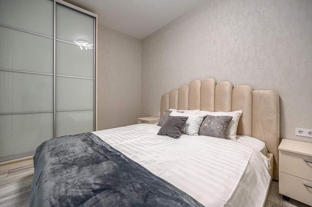 Комфортные Апартаменты 36 Жемчужина Odessa Exterior foto
