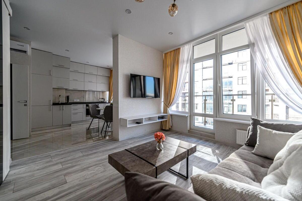 Комфортные Апартаменты 36 Жемчужина Odessa Exterior foto