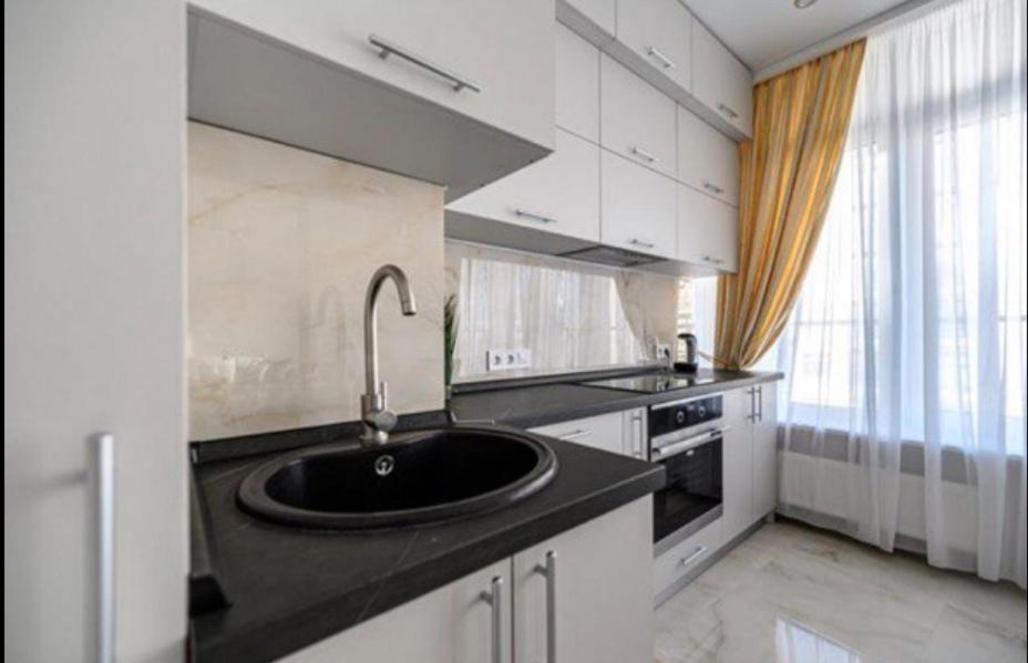 Комфортные Апартаменты 36 Жемчужина Odessa Exterior foto